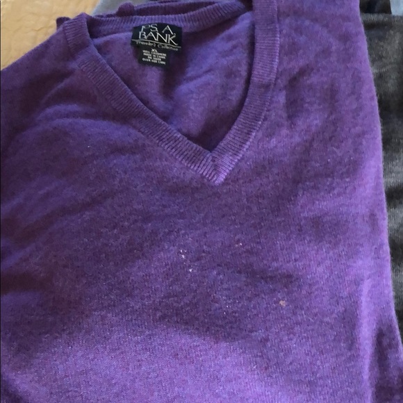 Sweaters - Picture 8 of 8